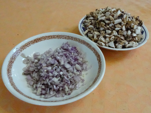 Ficelles picardes : crêpes farcies au jambon, champignons et béchamel -  Recettes de cuisine Ôdélices